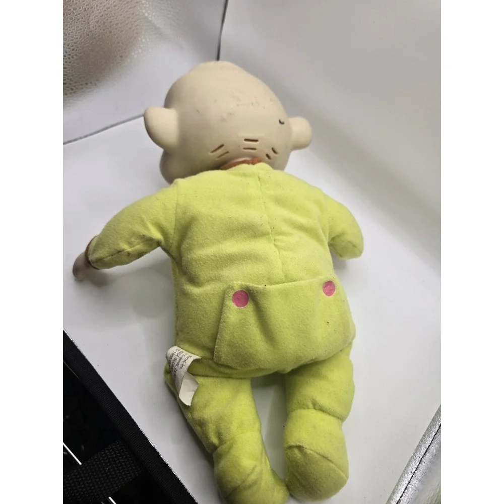 Vintage 1998 Crying Baby Dil Pickles 12